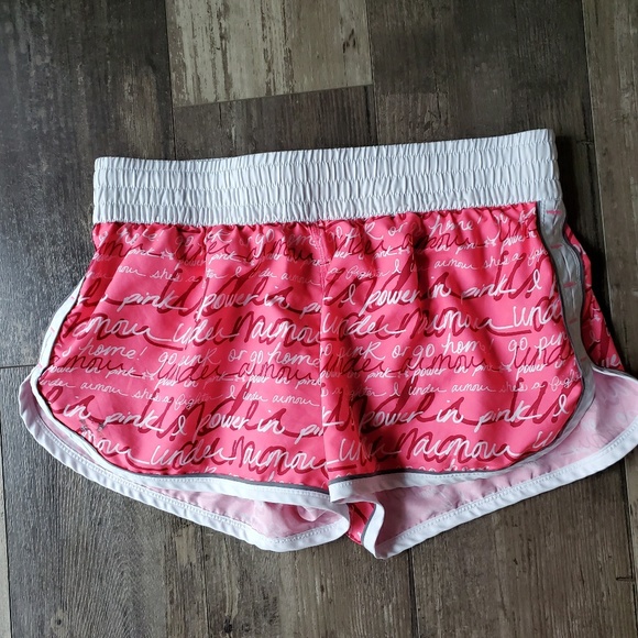 Under Armour Pants - Under Armour shorts M